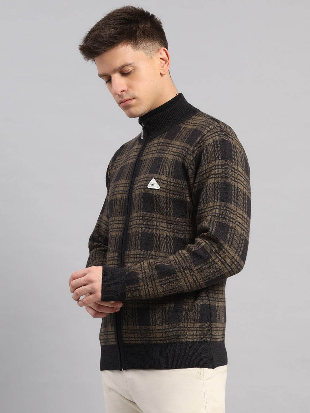 Men Black Self Design Round Neck Full Sleeve Pullover