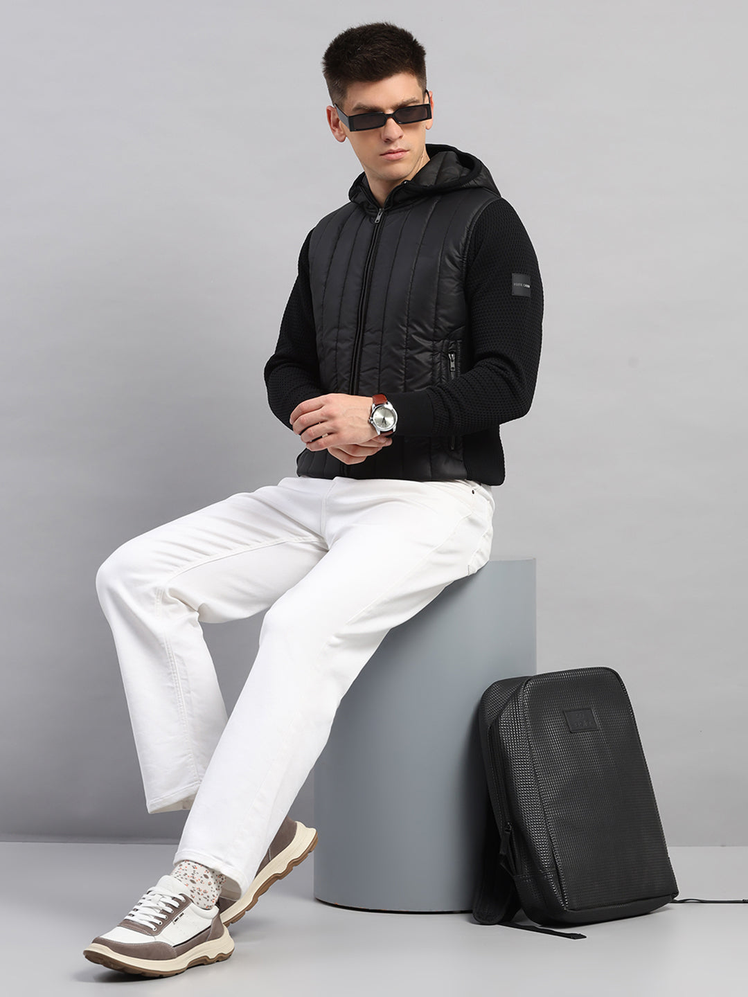 Men Black Self Design Round Neck Full Sleeve Pullover