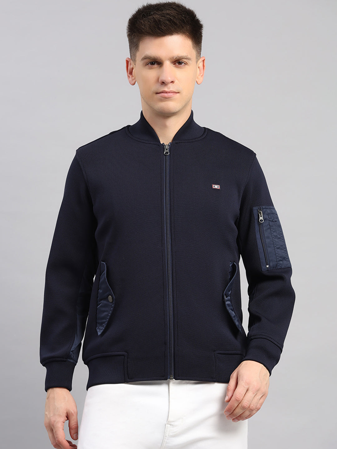 Men Navy Blue Solid Round Neck Full Sleeve Pullover