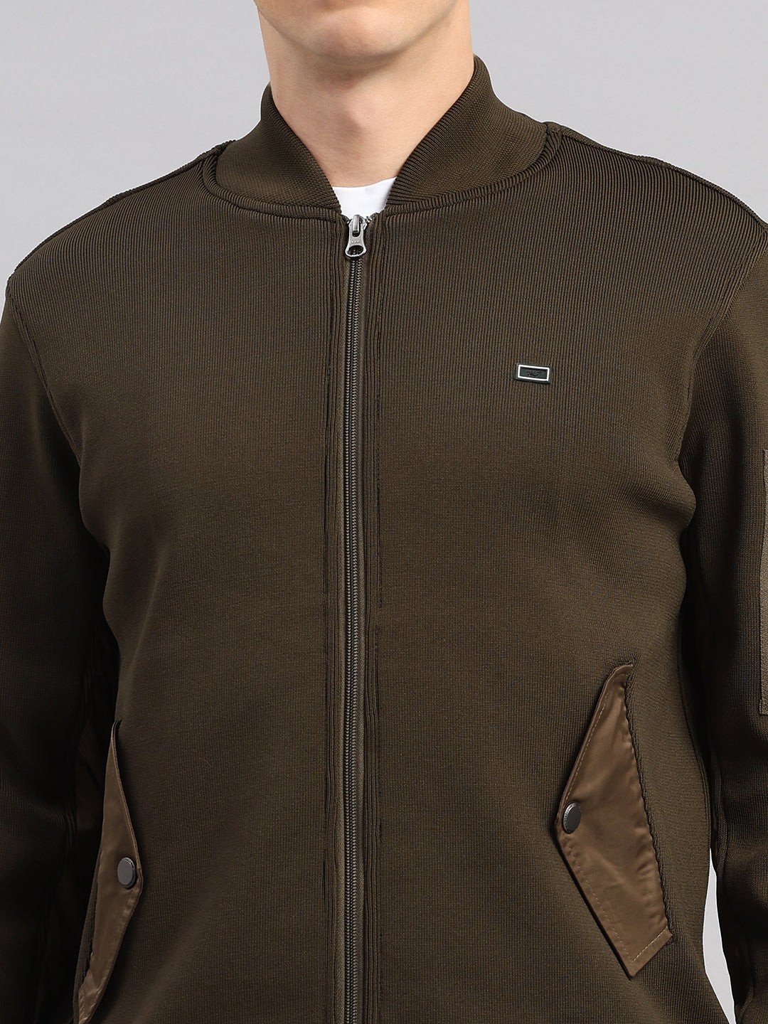 Men Green Solid Round Neck Full Sleeve Pullover