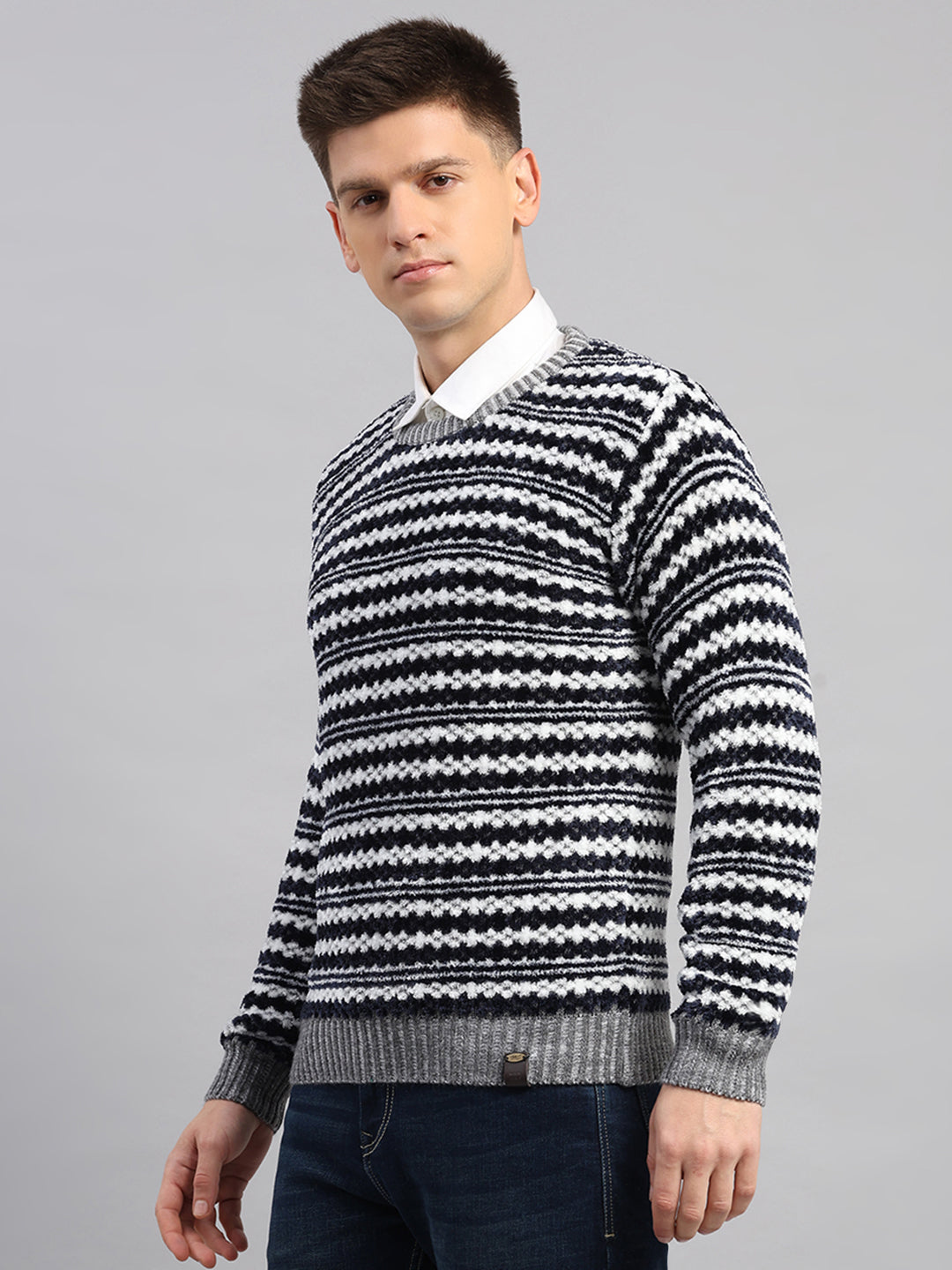Men Grey Printed Round Neck Full Sleeve Pullover