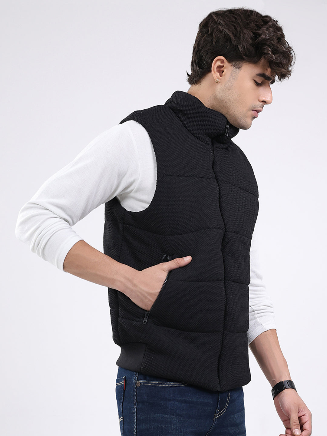 Men Black Solid Mock Neck Sleeveless Jacket