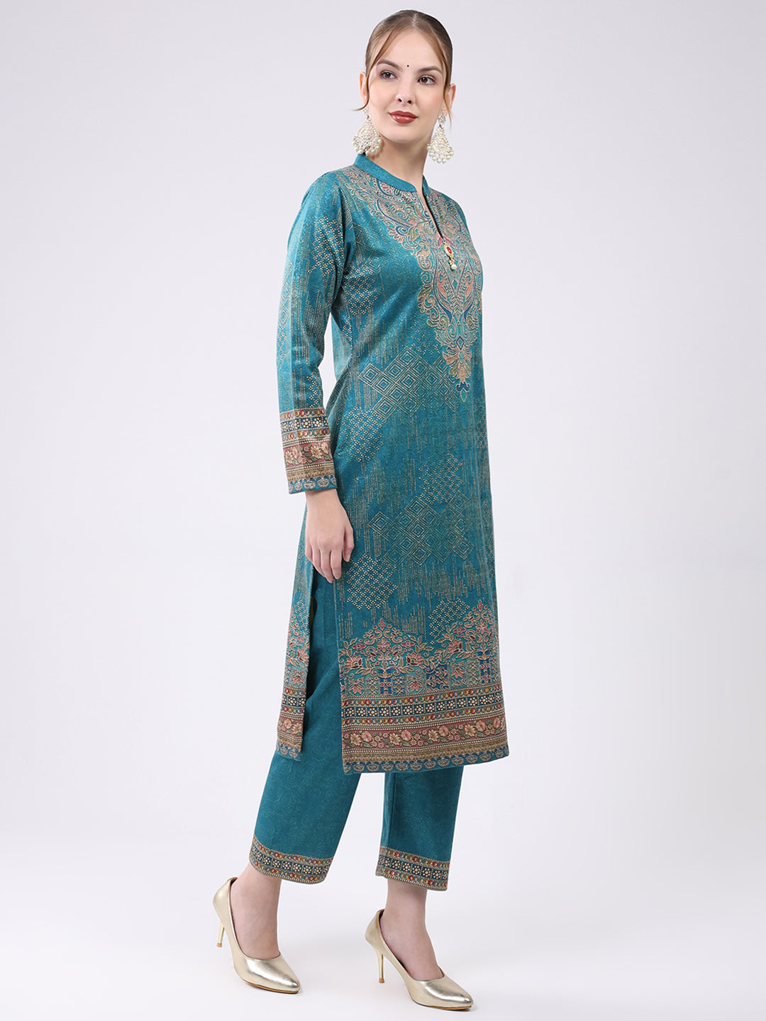 Women Turquoise Blue Printed Round Neck Full Sleeve Kurti Set for Winter