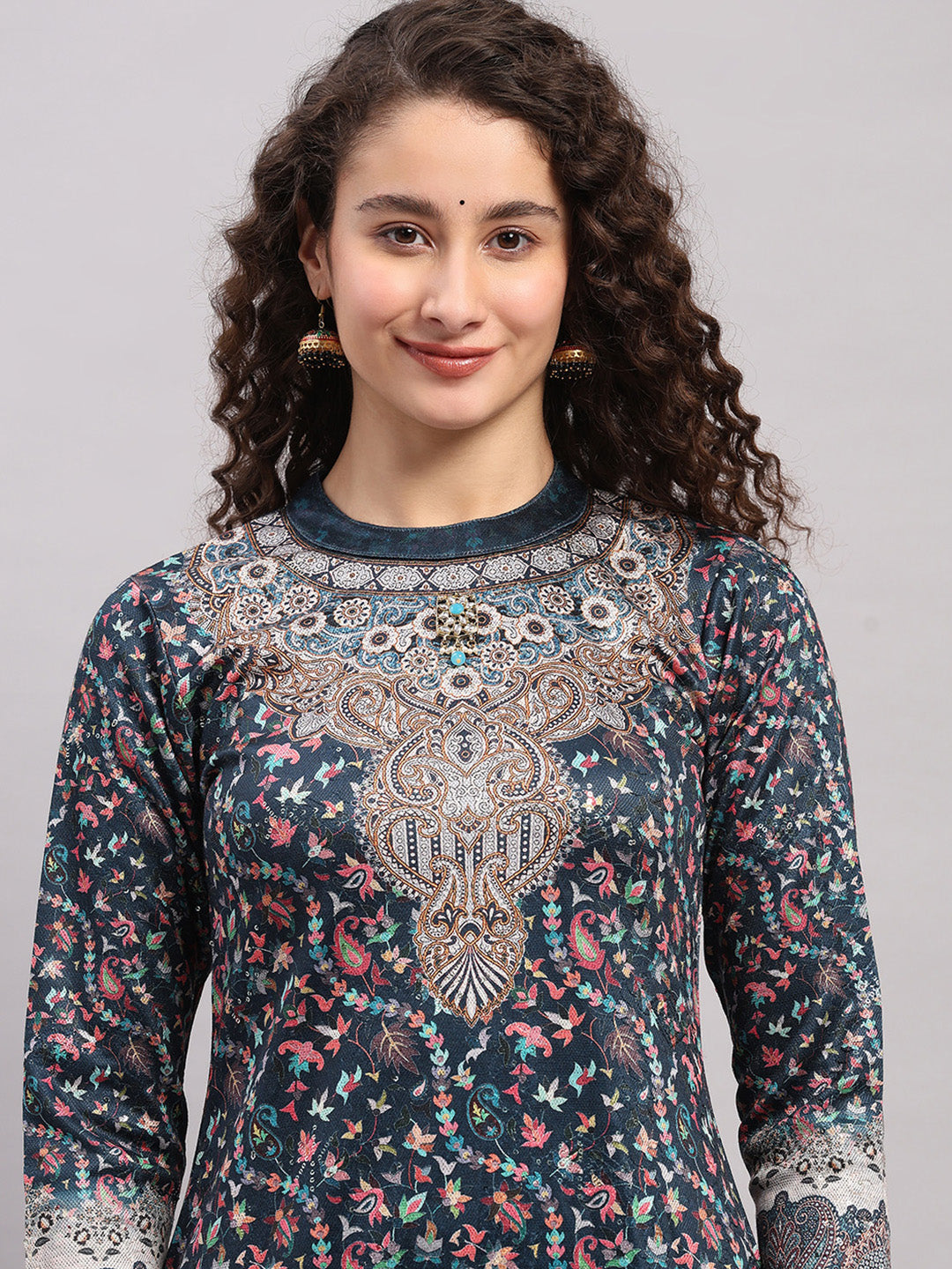 Women Blue Printed Round Neck Full Sleeve Kurti Set for Winter