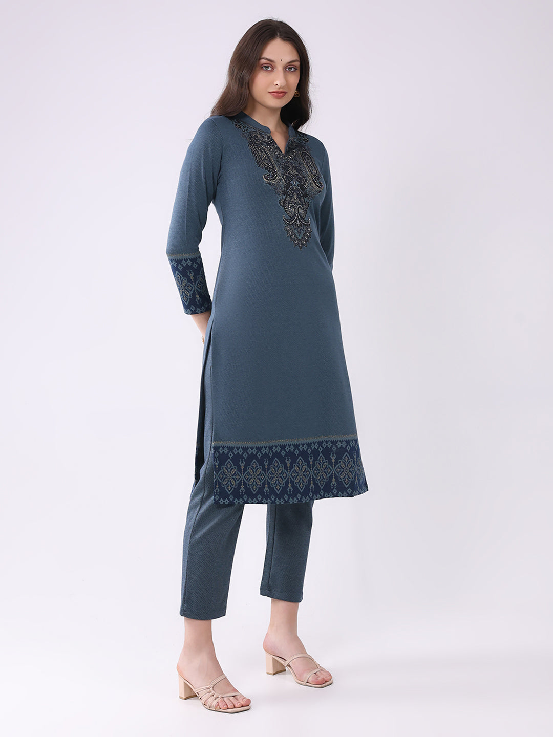 Women Navy Blue Printed Round Neck Full Sleeve Kurti Set for Winter