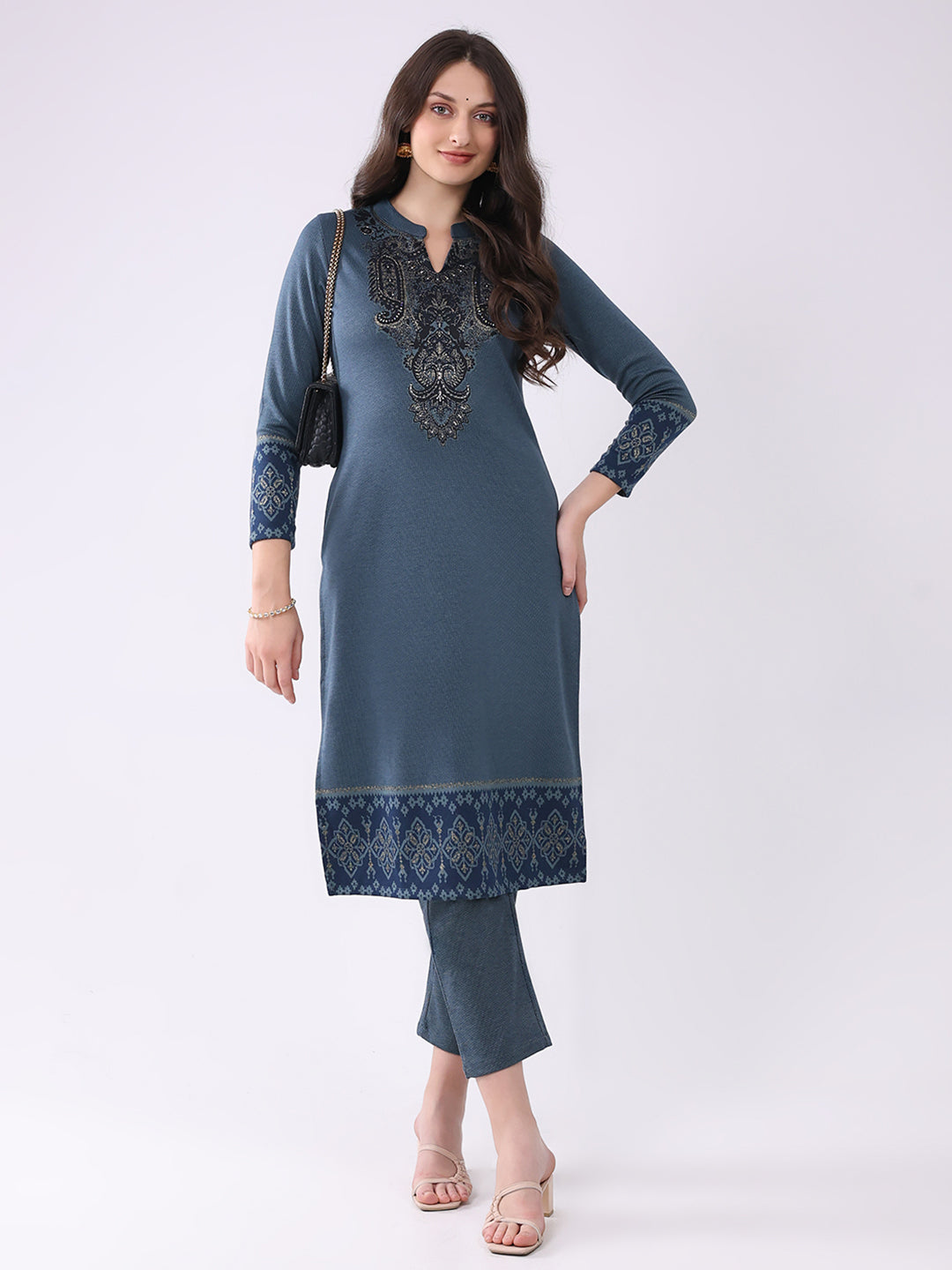 Women Navy Blue Printed Round Neck Full Sleeve Kurti Set for Winter