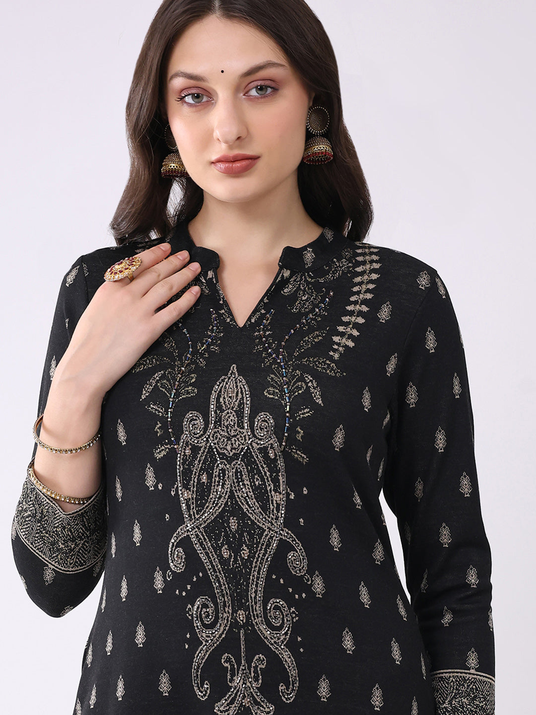 Women Black Printed Round Neck Full Sleeve Kurti Set for Winter