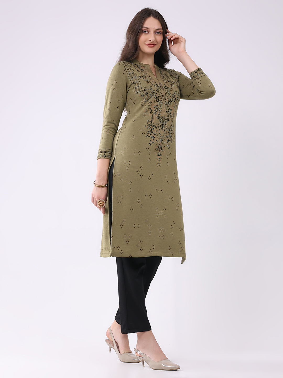 Women Green Printed Round Neck Full Sleeve Winter Kurti