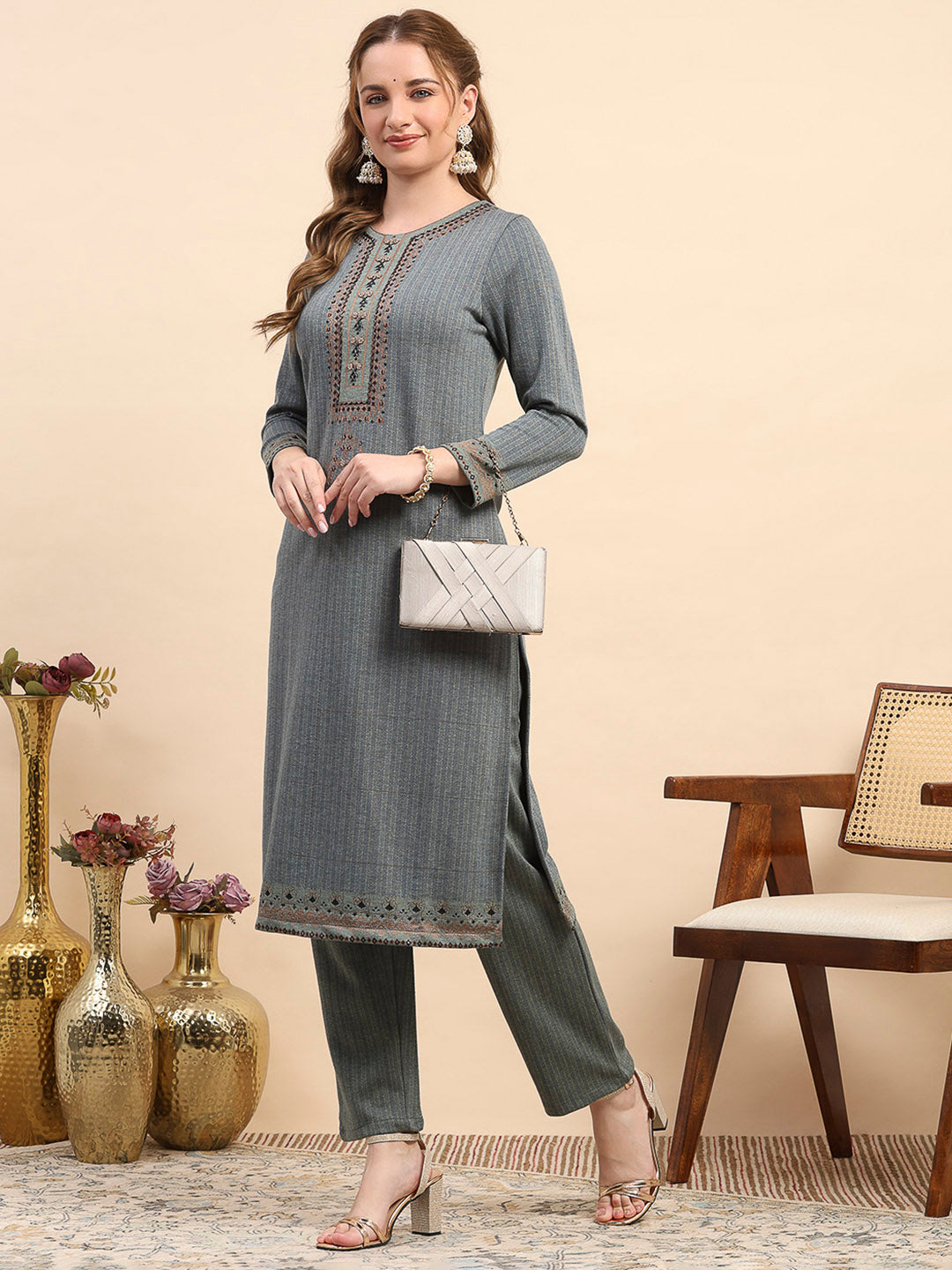 Women Blue Printed Round Neck Full Sleeve Kurti Set for Winter