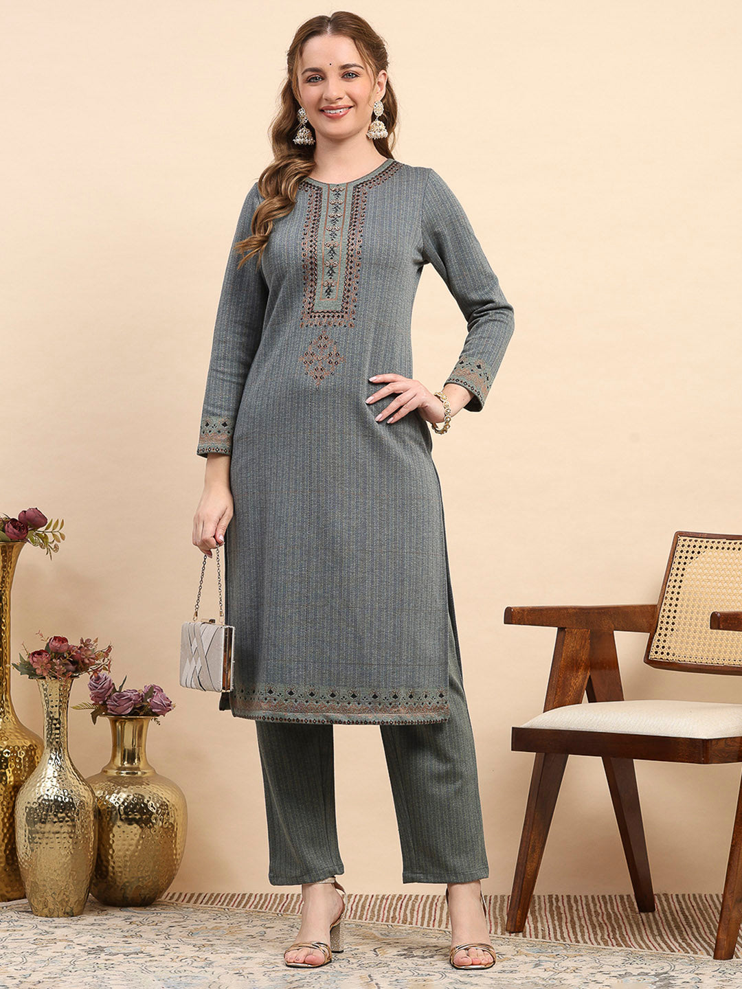 Women Blue Printed Round Neck Full Sleeve Kurti Set for Winter