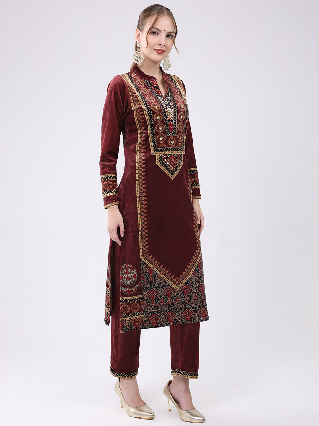 Women Maroon Printed Round Neck Full Sleeve Kurti Set for Winter