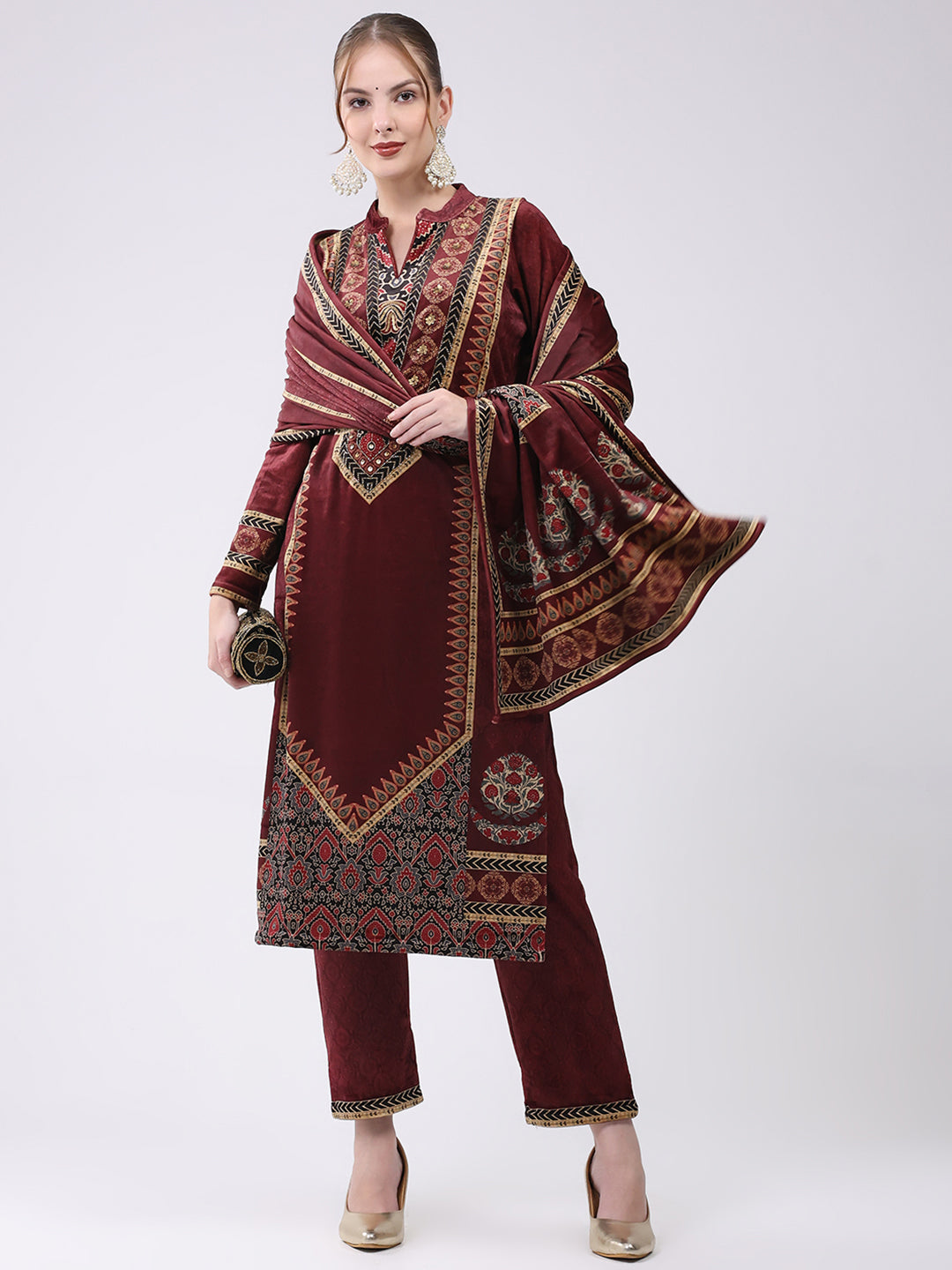 Women Maroon Printed Round Neck Full Sleeve Kurti Set for Winter