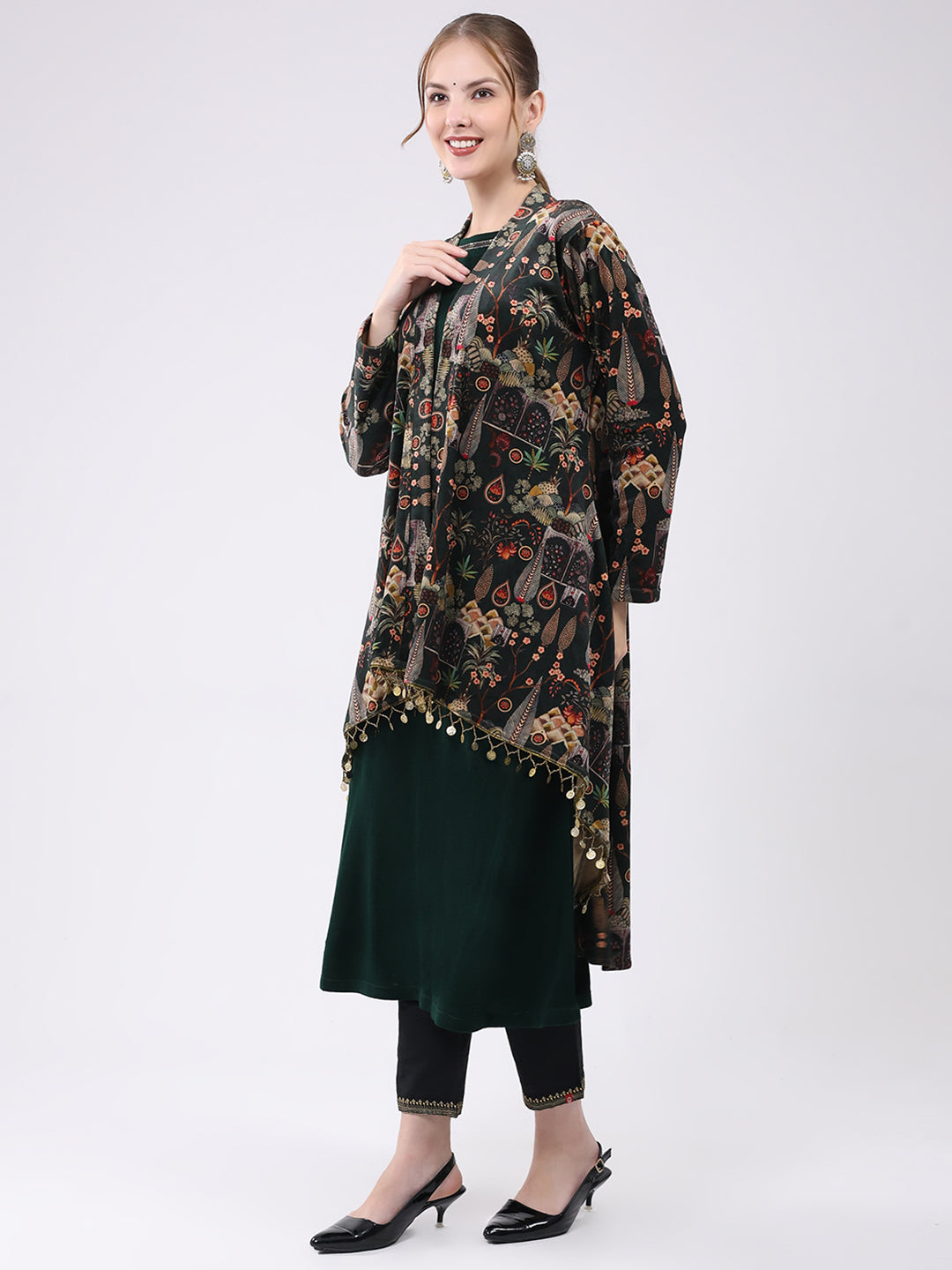 Women Green Printed Round Neck Sleeveless Kurti with Shrug (2 Pc set)