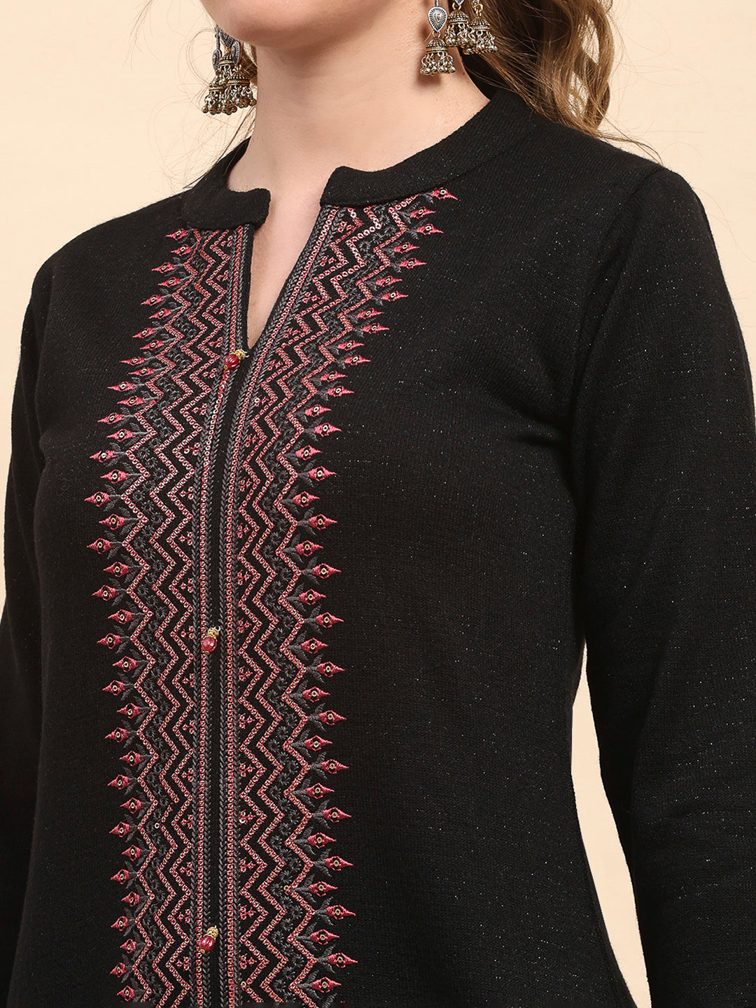 Women Black Printed Round Neck Full Sleeve Kurti Set for Winter