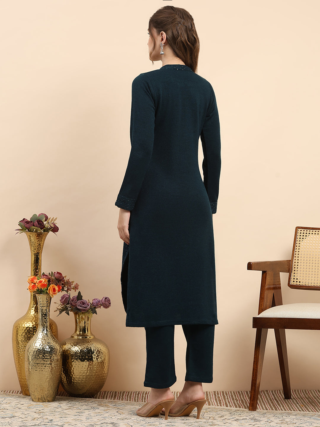Women Teal Blue Printed Round Neck Full Sleeve Kurti Set for Winter