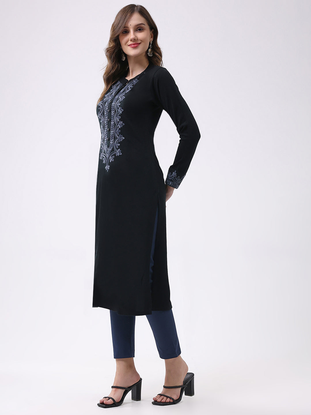 Women Black Self Design Round Neck Full Sleeve Winter Kurti