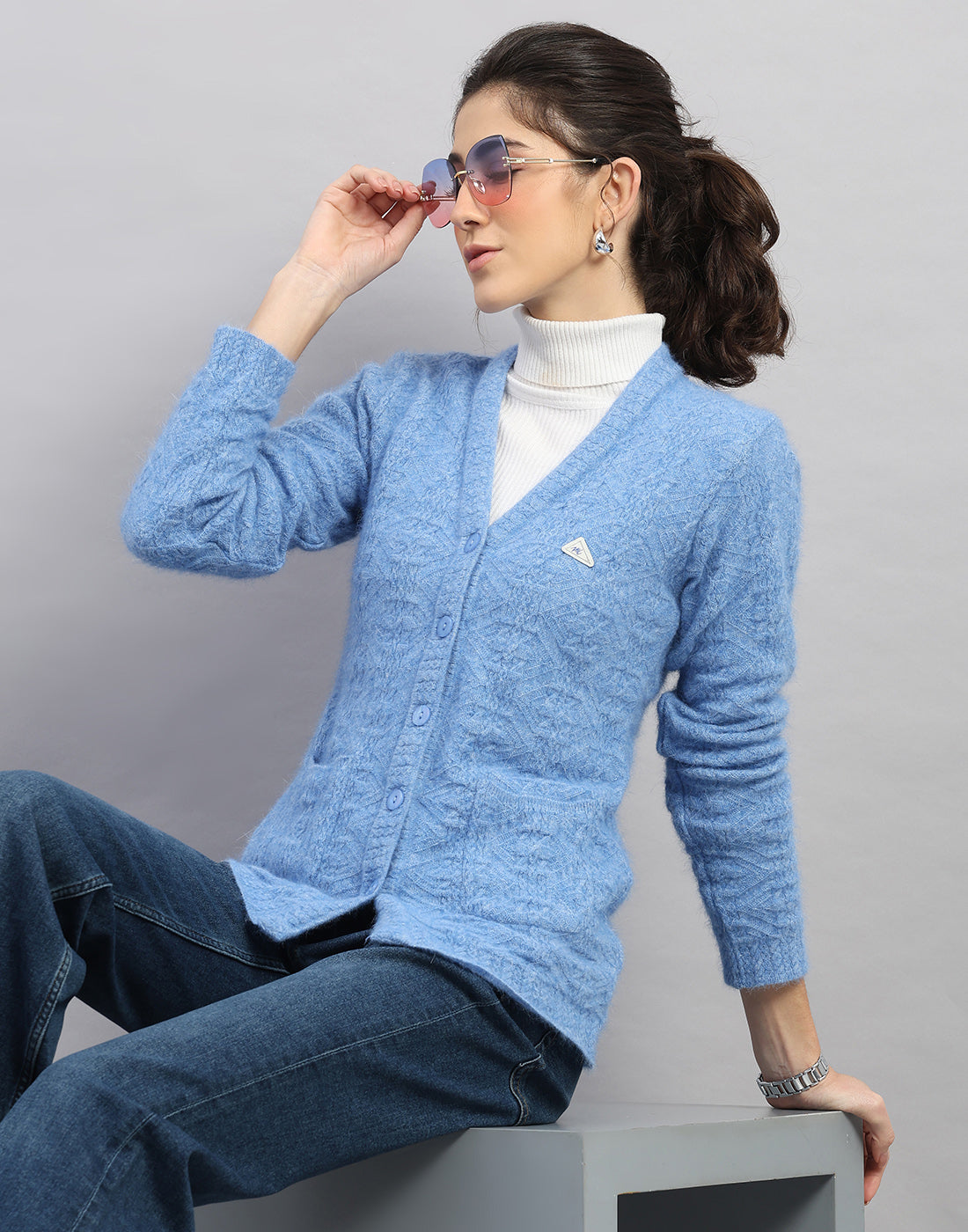 Women Light Blue Self Design V Neck Full Sleeve Cardigan