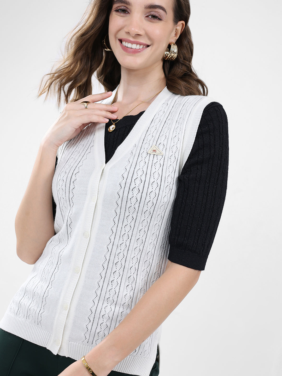 Women White Self Design V Neck Sleeveless Cardigan