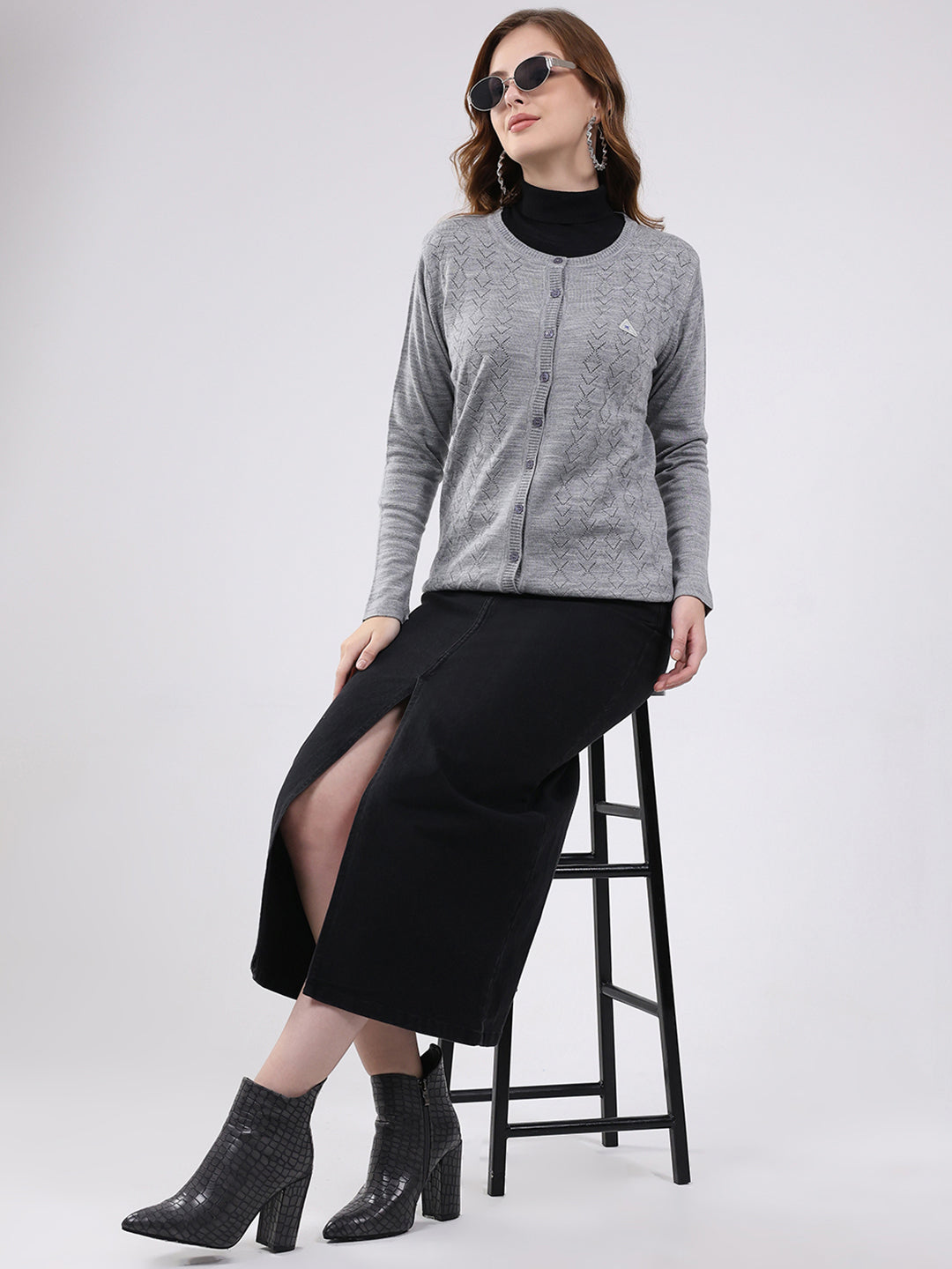 Women Grey Self Design Round Neck Full Sleeve Cardigan