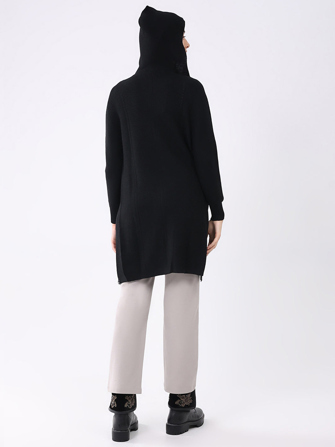 Women Black Solid Front Open Full Sleeve Cardigan
