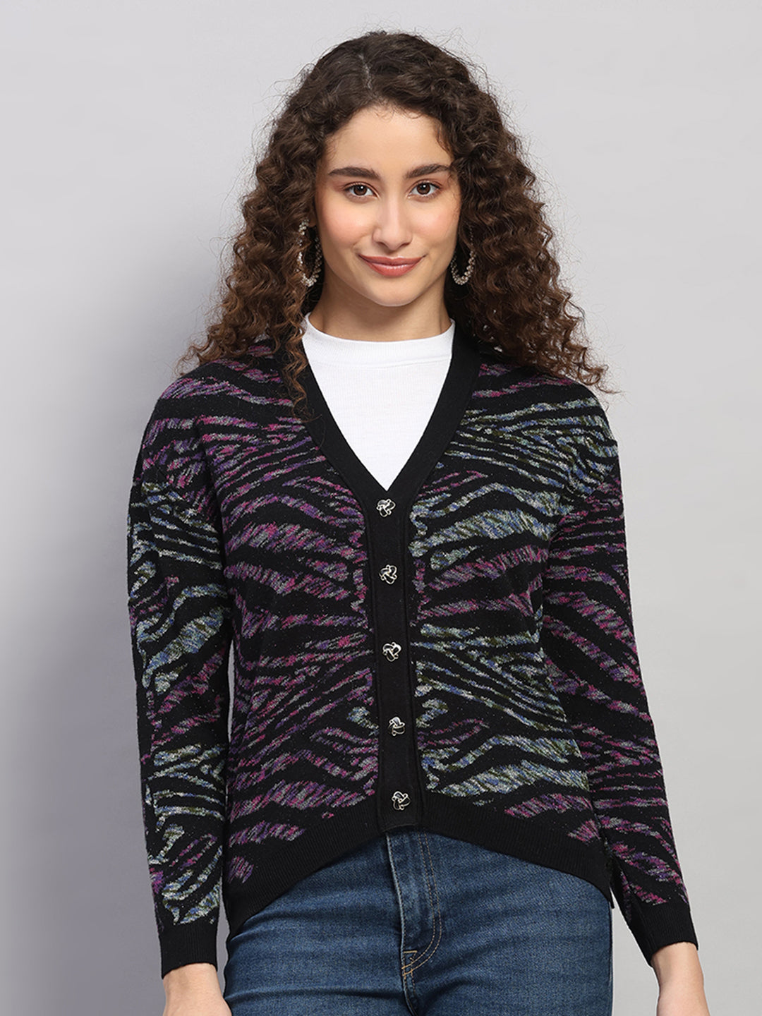 Women Black Jaquard V Neck Full Sleeve Cardigan