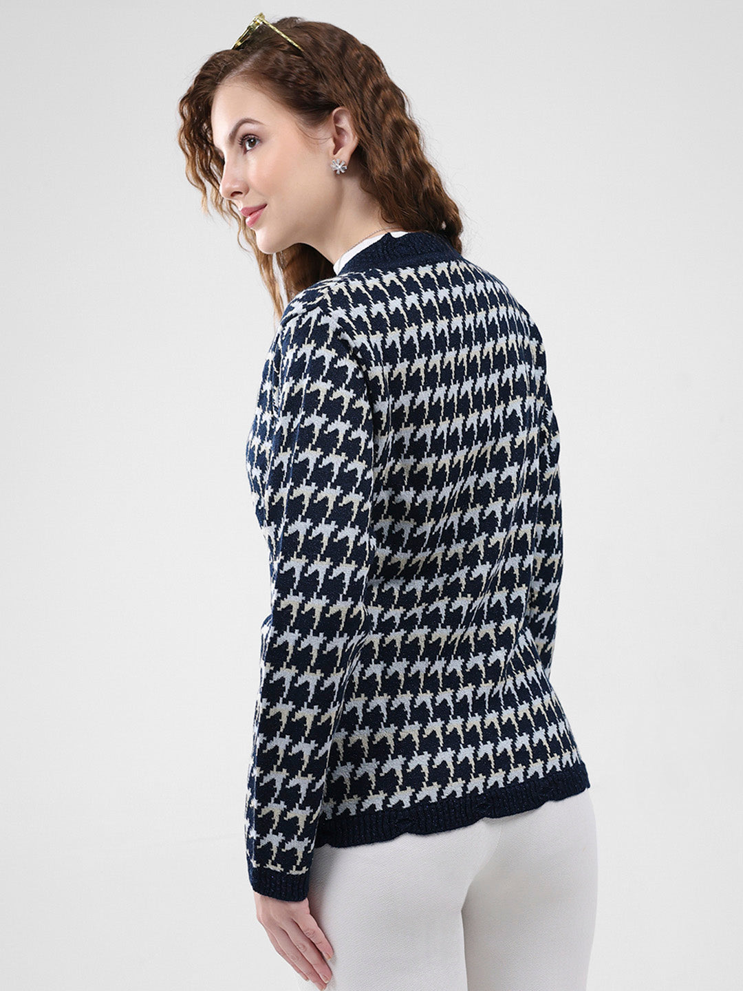 Women Navy Blue Self Design V Neck Full Sleeve Cardigan