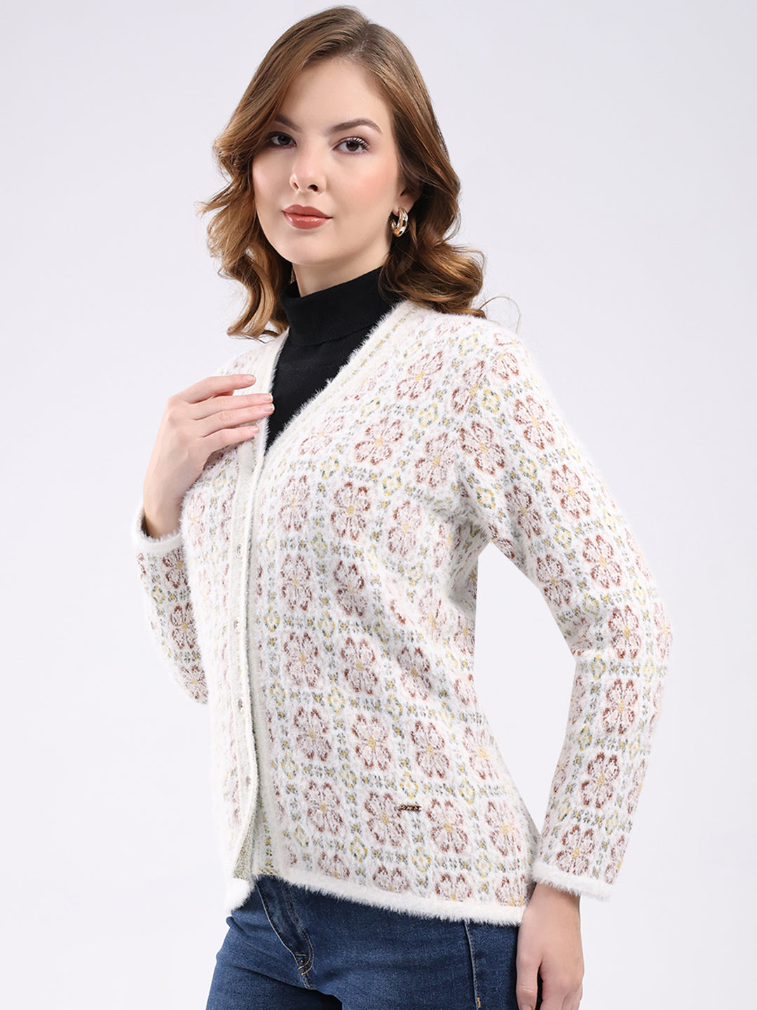 Women White Self Design V Neck Full Sleeve Cardigan