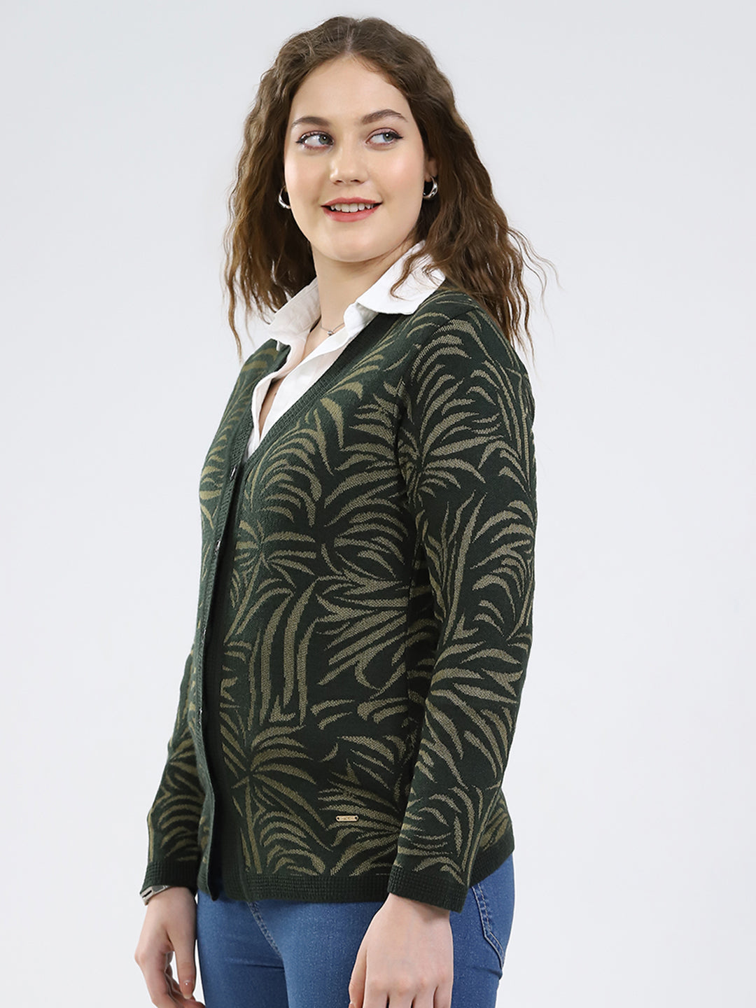 Women Green Printed V Neck Full Sleeve Cardigan