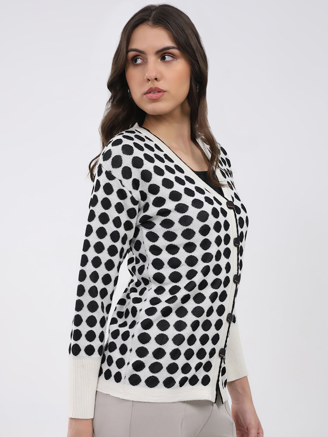 Women Off White Printed V Neck Full Sleeve Cardigan