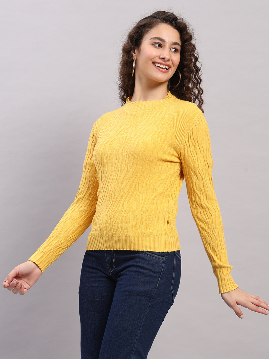 Women Yellow Printed Round Neck Full Sleeve Winter Top