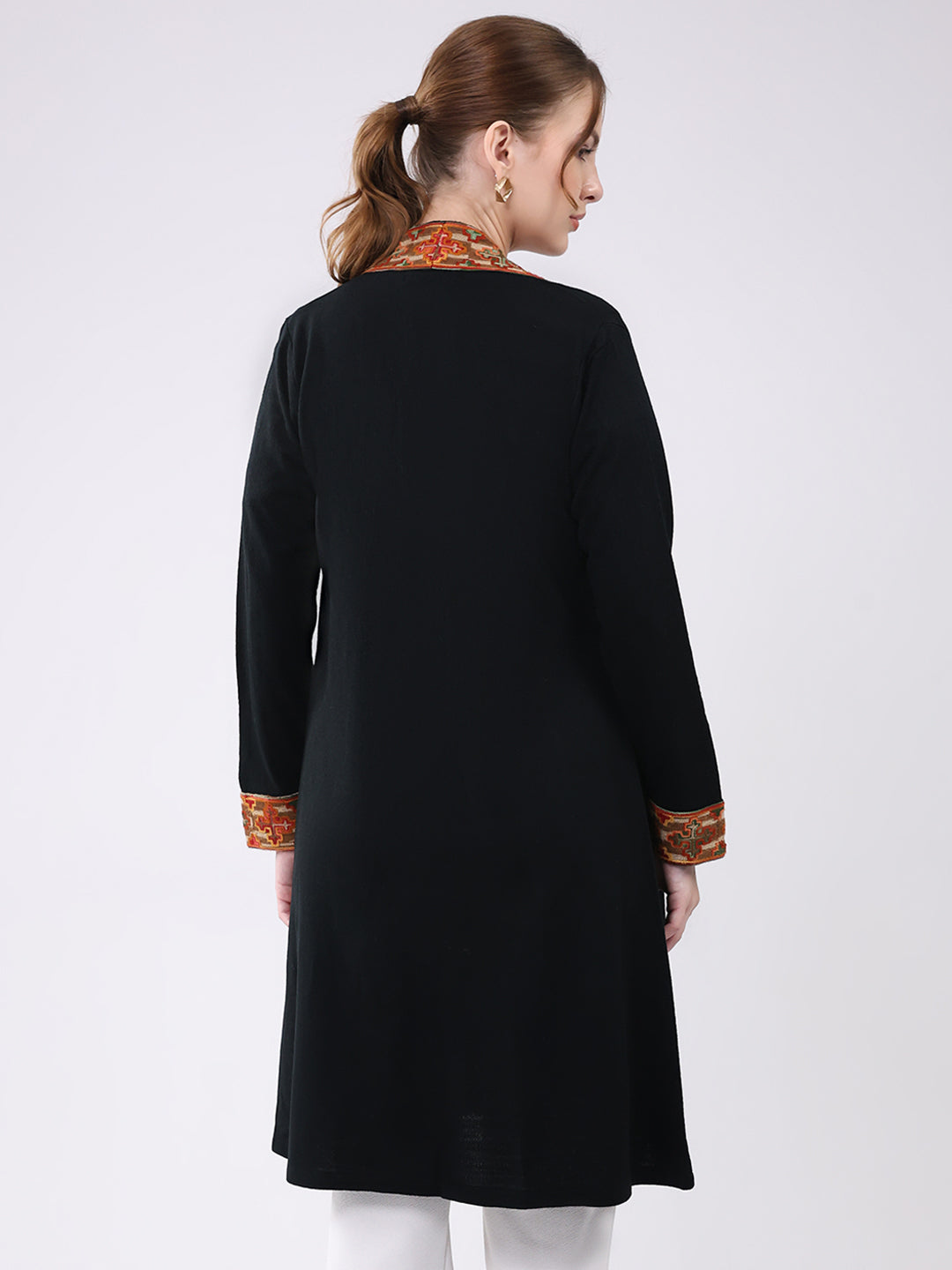 Women Black Self Design Collar Full Sleeve Cardigan