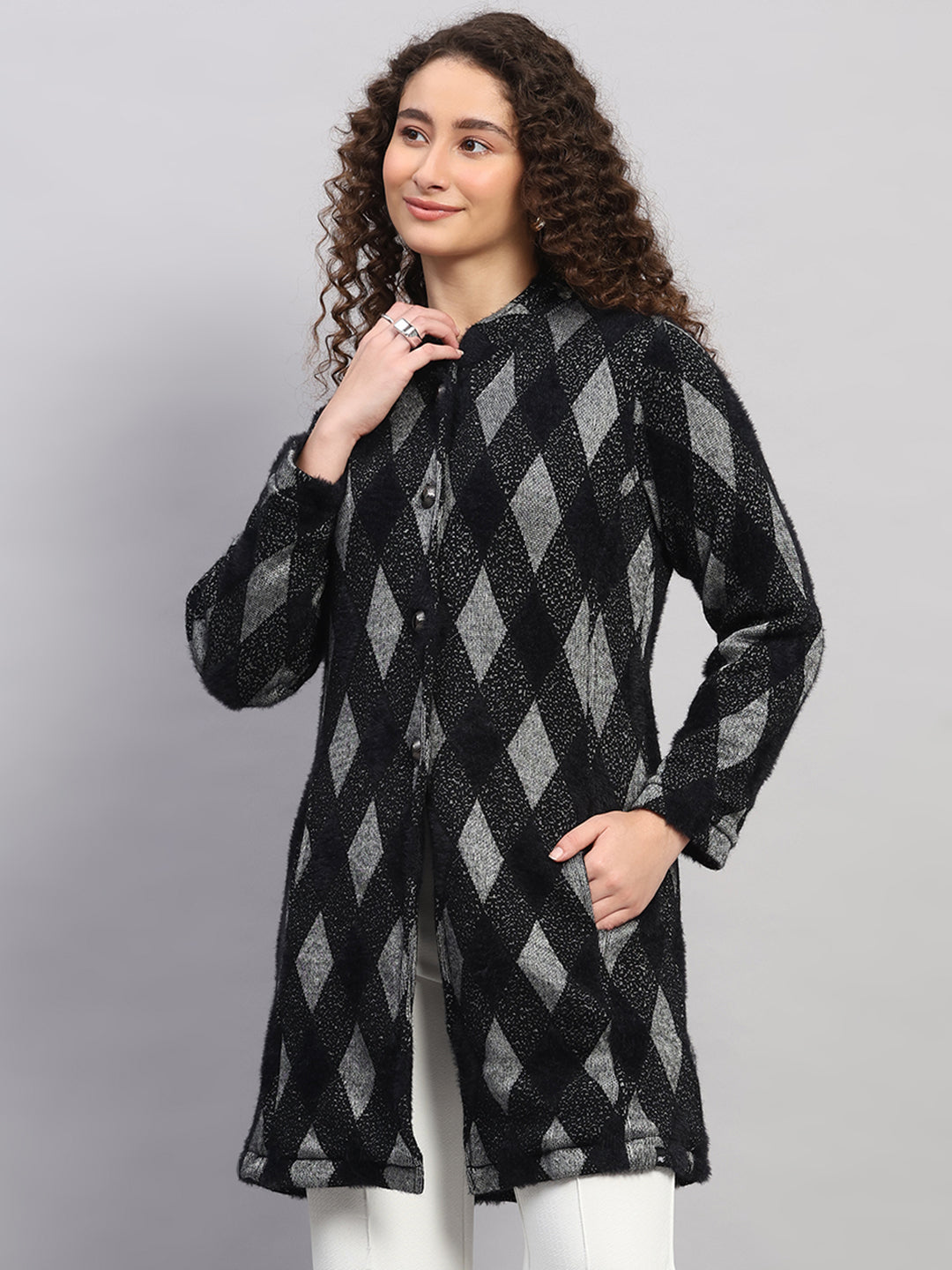 Women Black Printed Round Neck Full Sleeve Knitted Coat