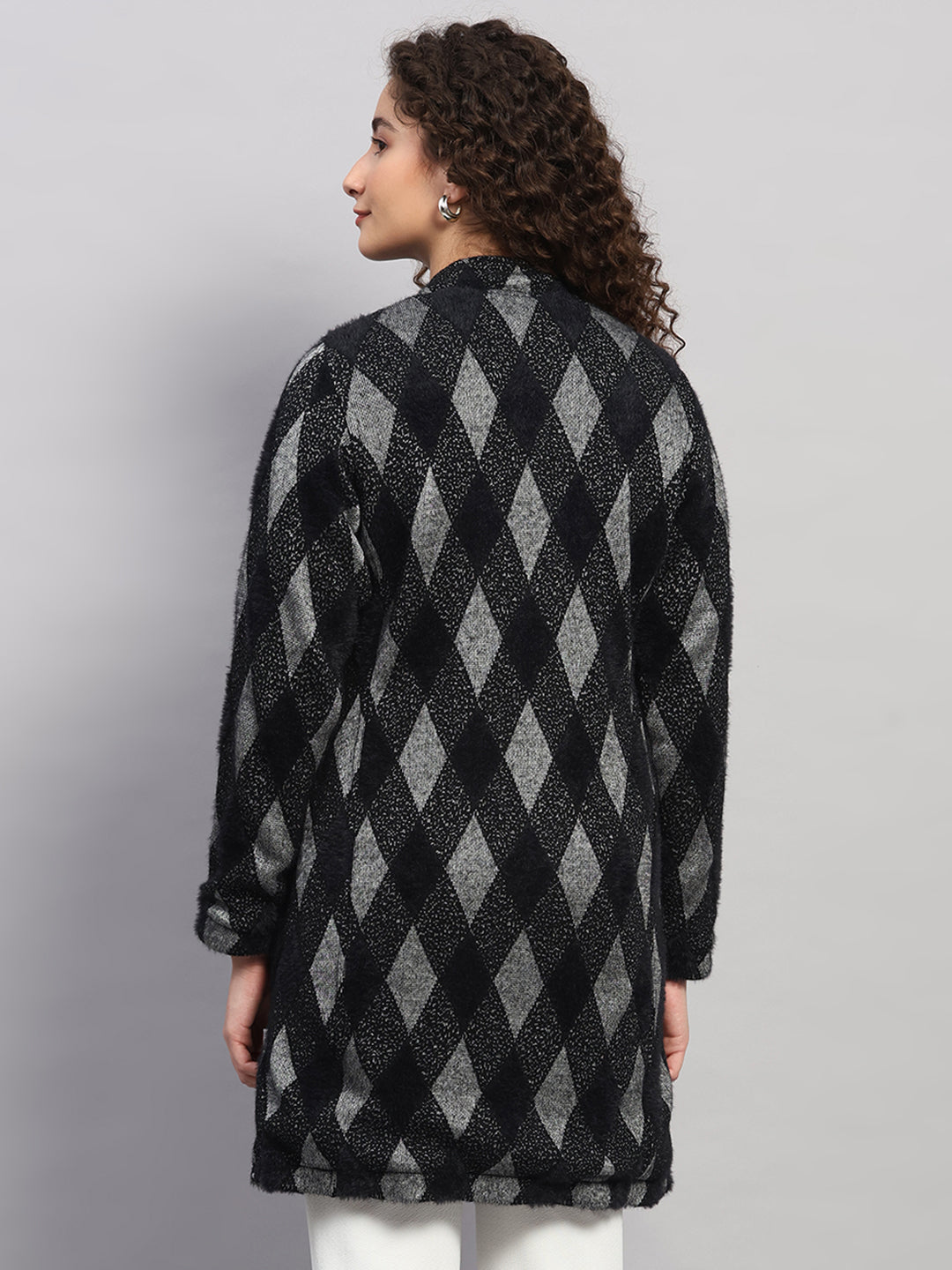 Women Black Printed Round Neck Full Sleeve Knitted Coat