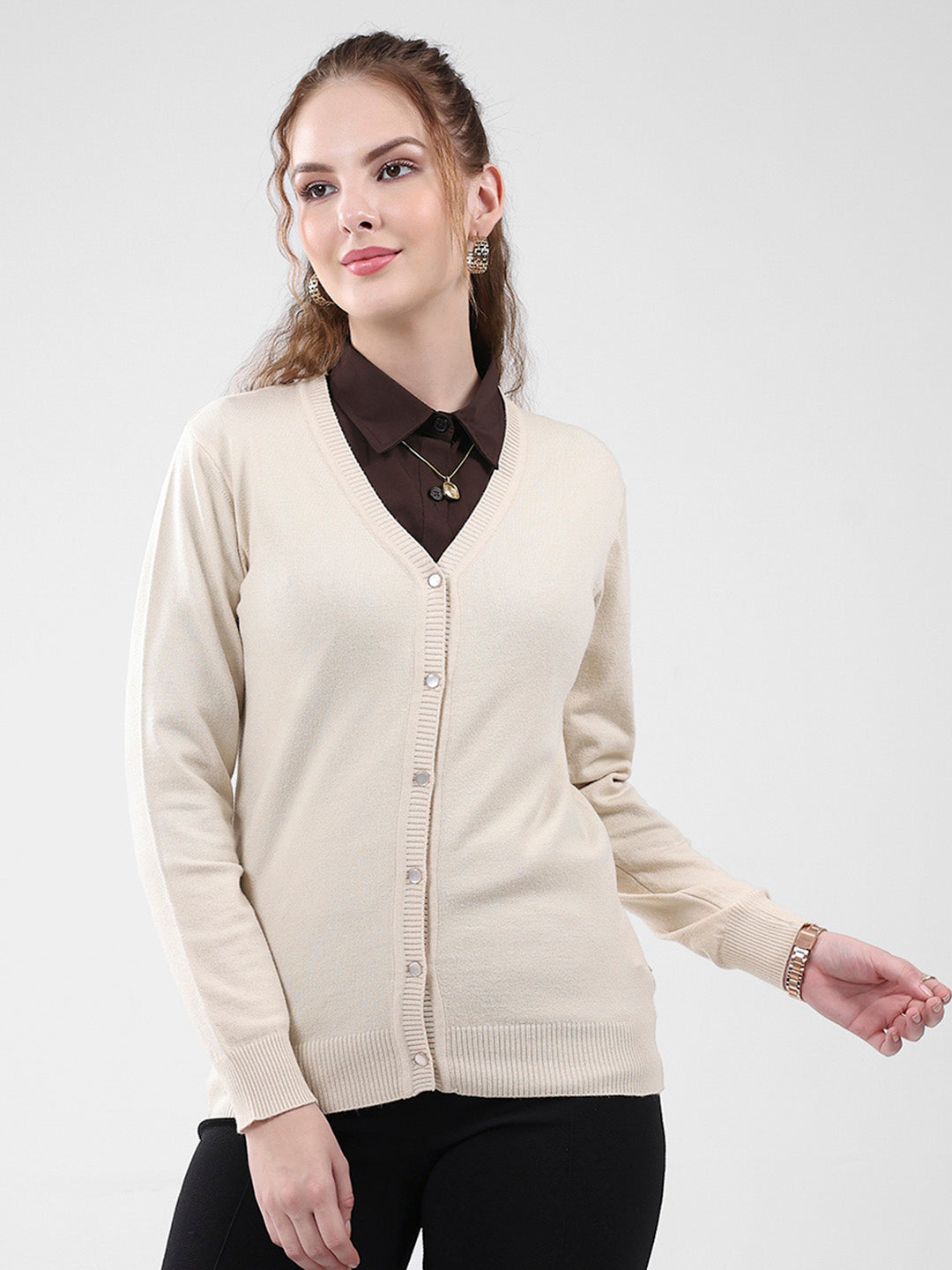 Women Beige Solid V Neck Full Sleeve Cardigan