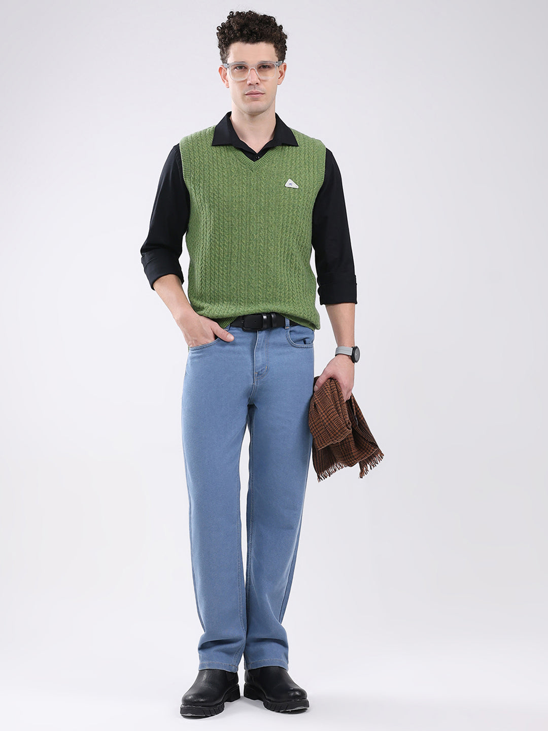 Men Green Self Design V Neck Sleeveless Sweater