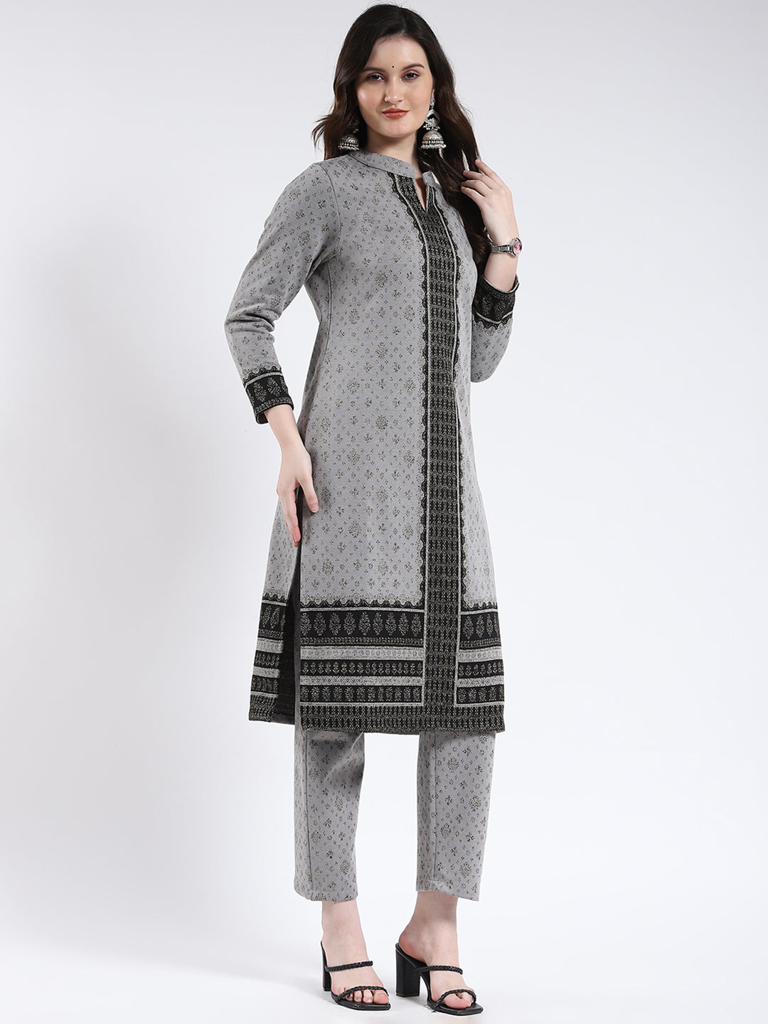 Women Grey Self Design Band Neck Full Sleeve Kurti Set for Winter