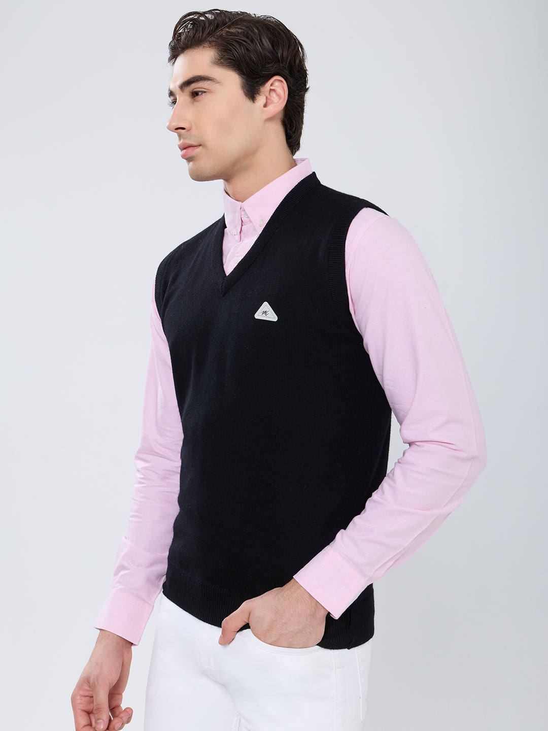 Men Black Solid V Neck Sleeveless Sweater