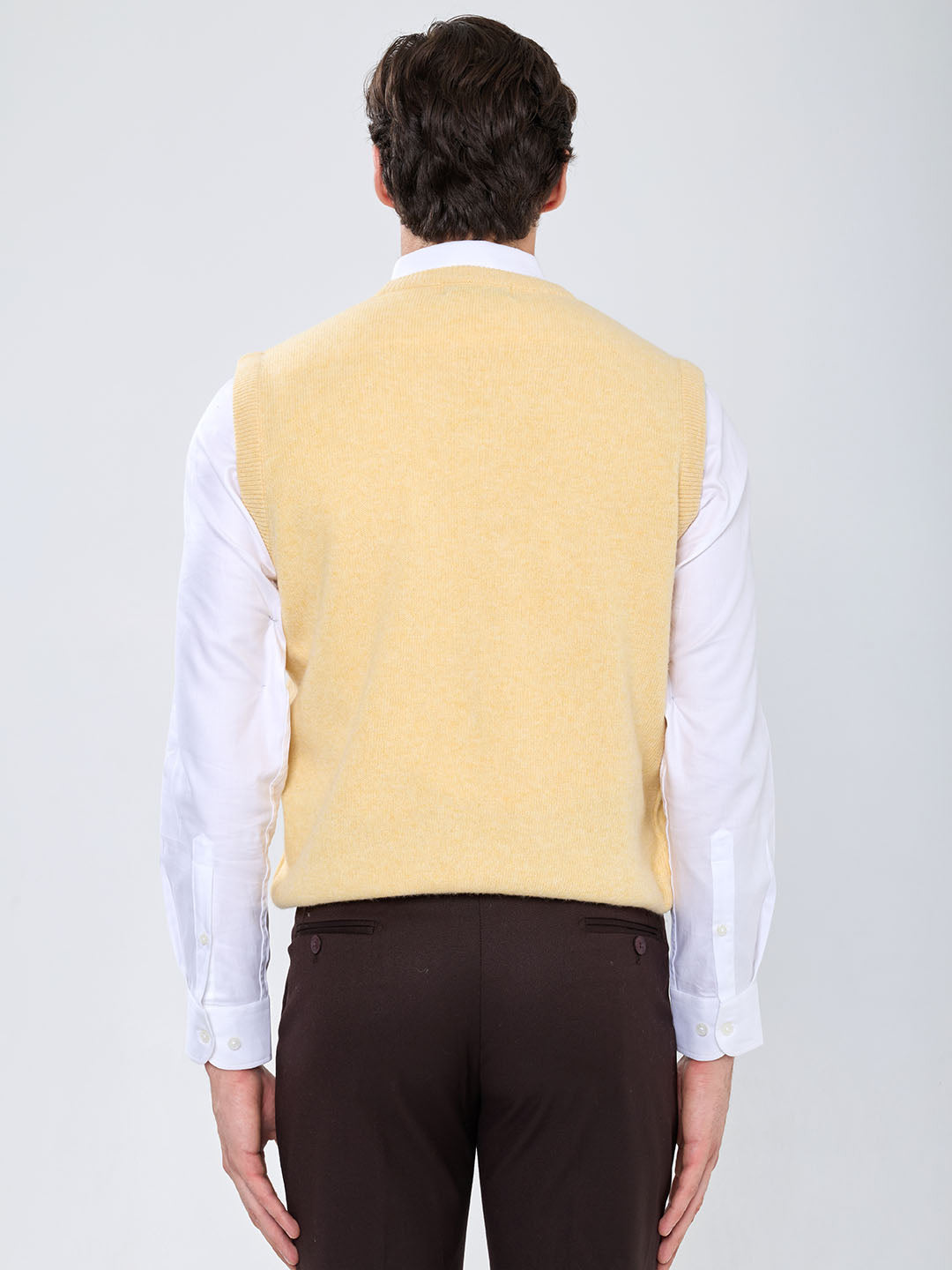 Men Yellow Solid V Neck Sleeveless Sweater