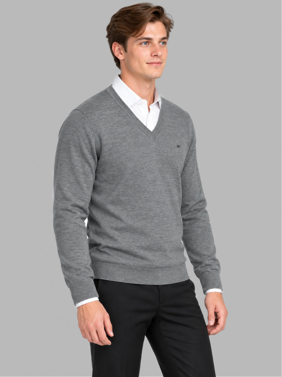 Men Grey Solid V Neck Full Sleeve Pullover