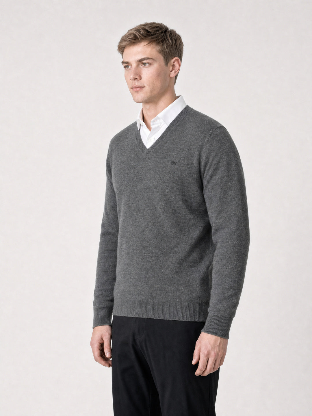 Men Grey Solid V Neck Full Sleeve Pullover