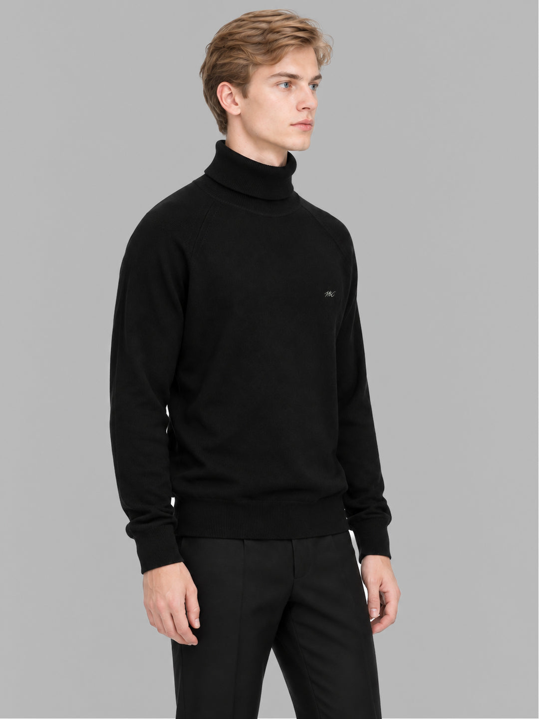 Men Black Solid Turtle Neck Full Sleeve Pullover