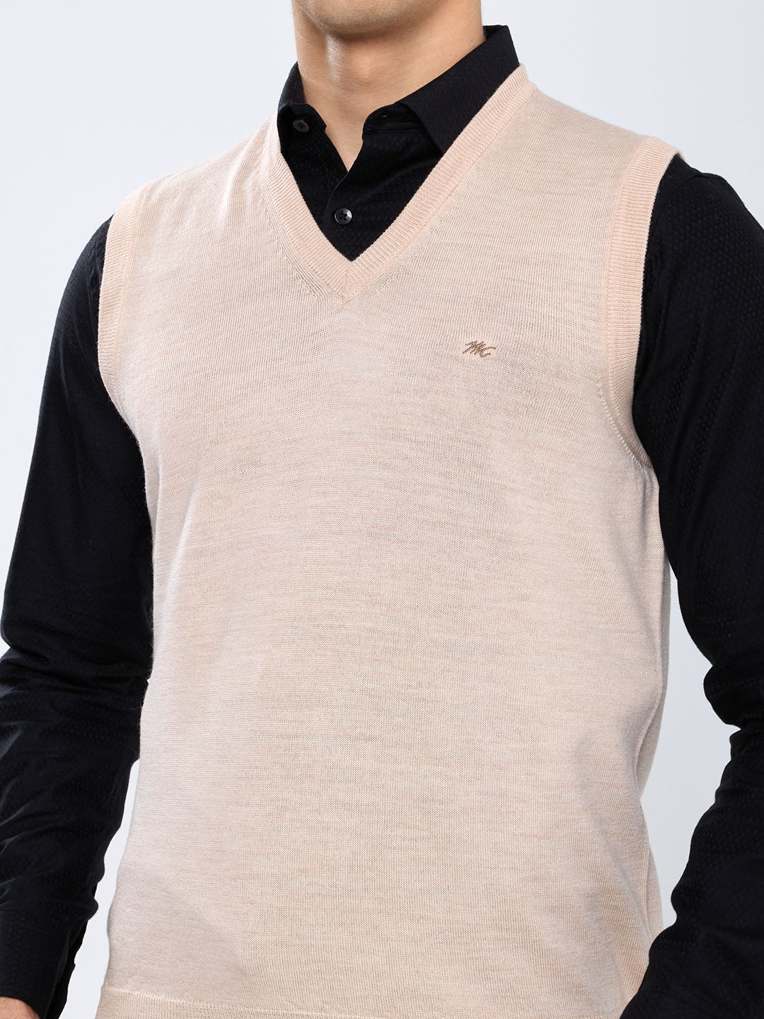 Men Beige Solid V Neck Sleeveless Sweater