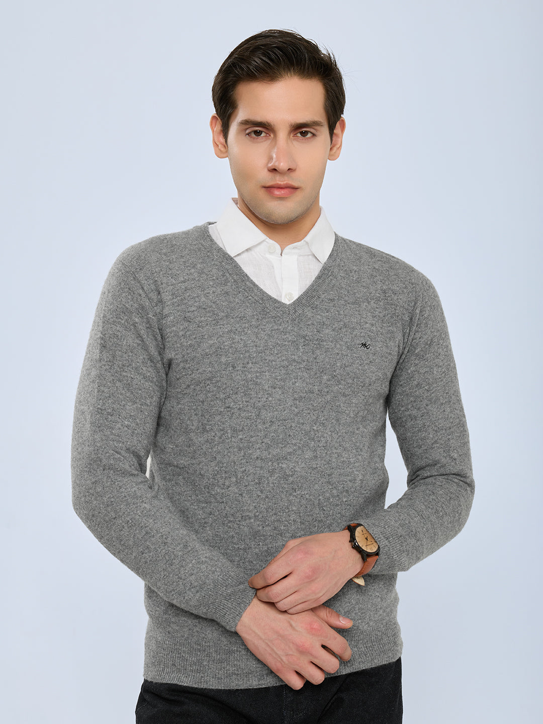 Men Grey Solid V Neck Full Sleeve Pullover