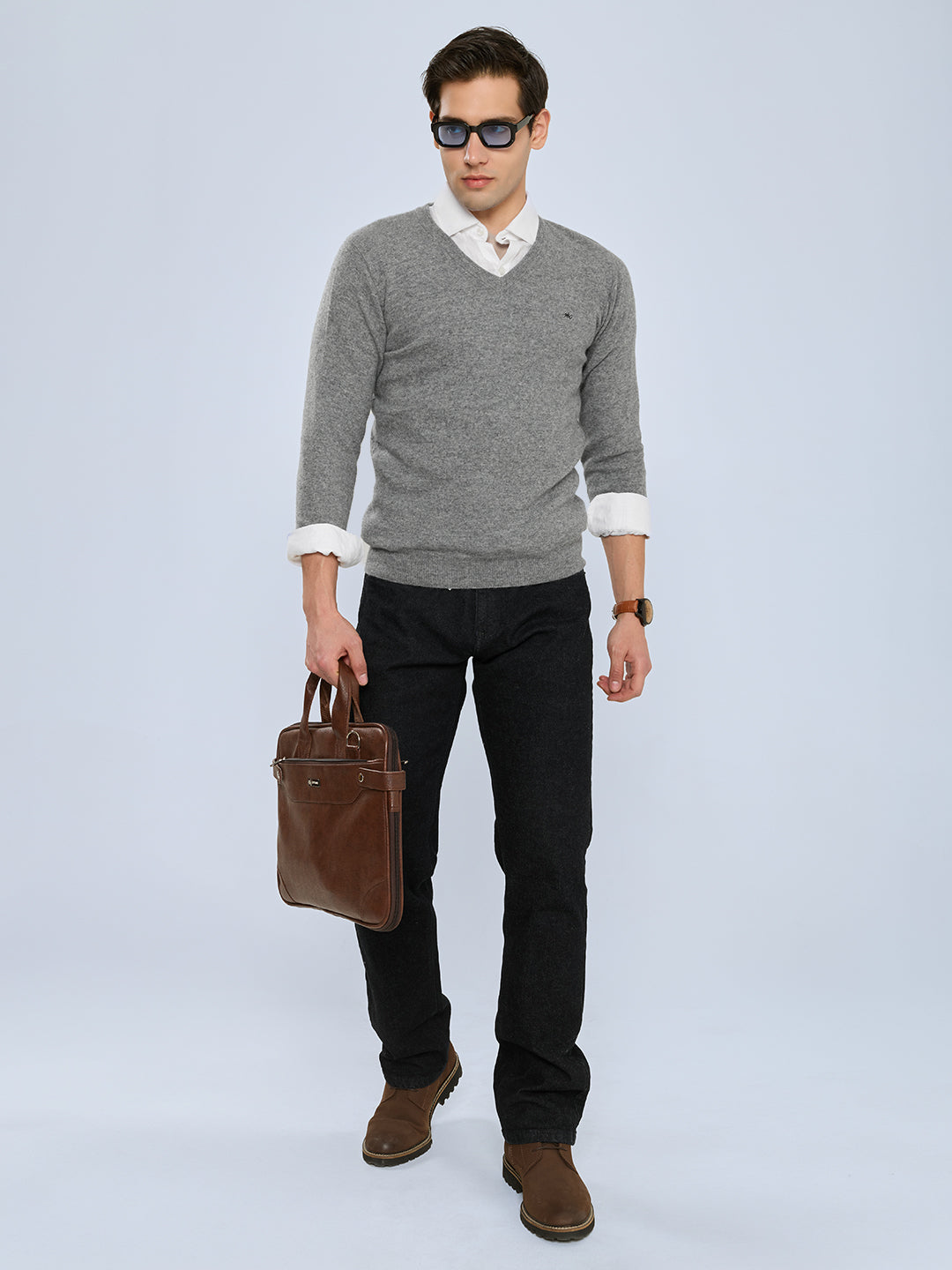 Men Grey Solid V Neck Full Sleeve Pullover