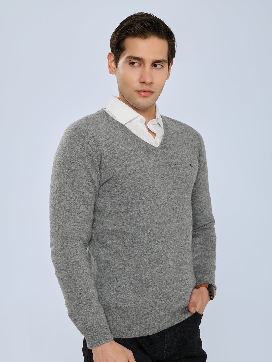 Men Grey Solid V Neck Full Sleeve Pullover