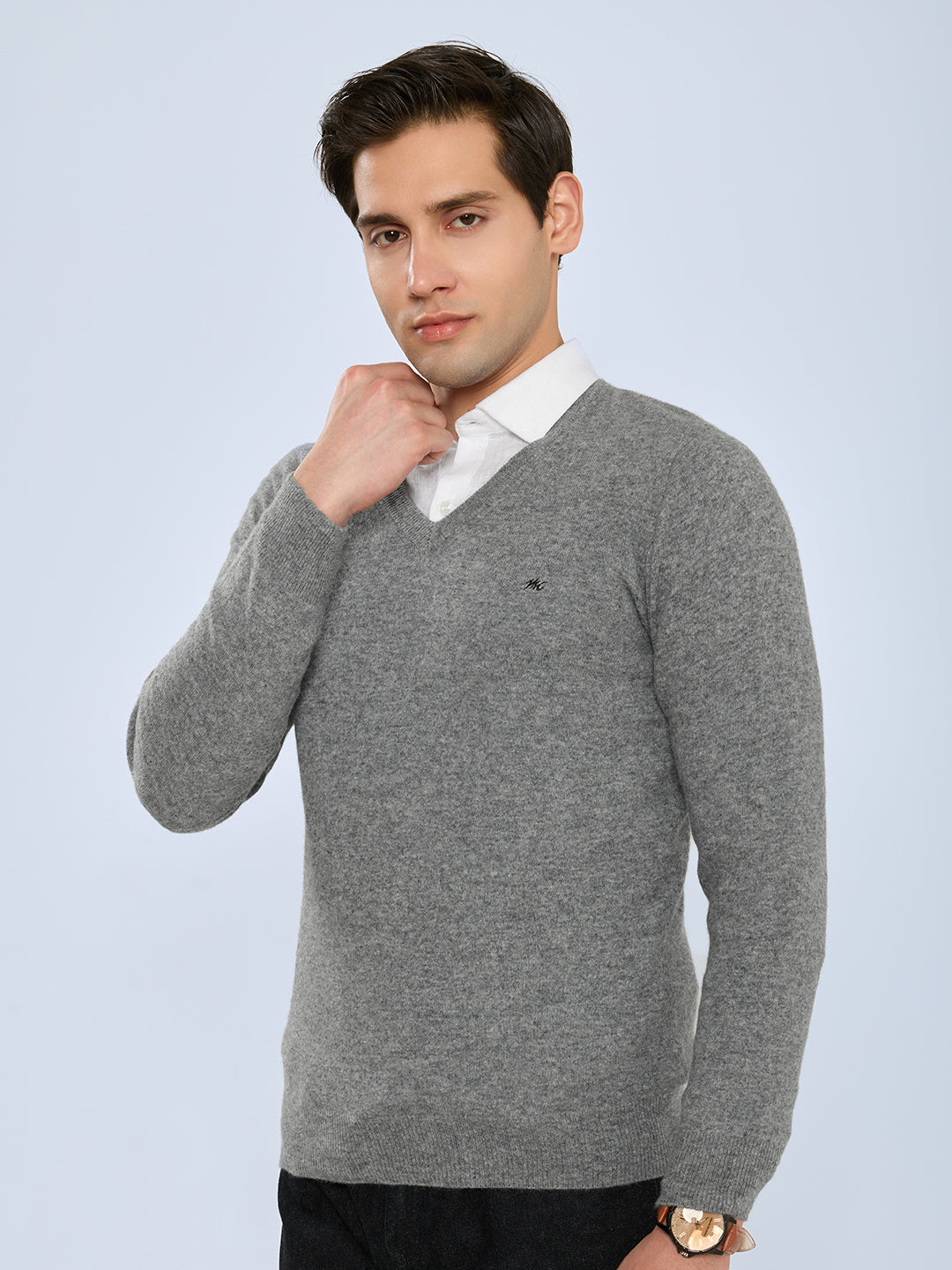 Men Grey Solid V Neck Full Sleeve Pullover