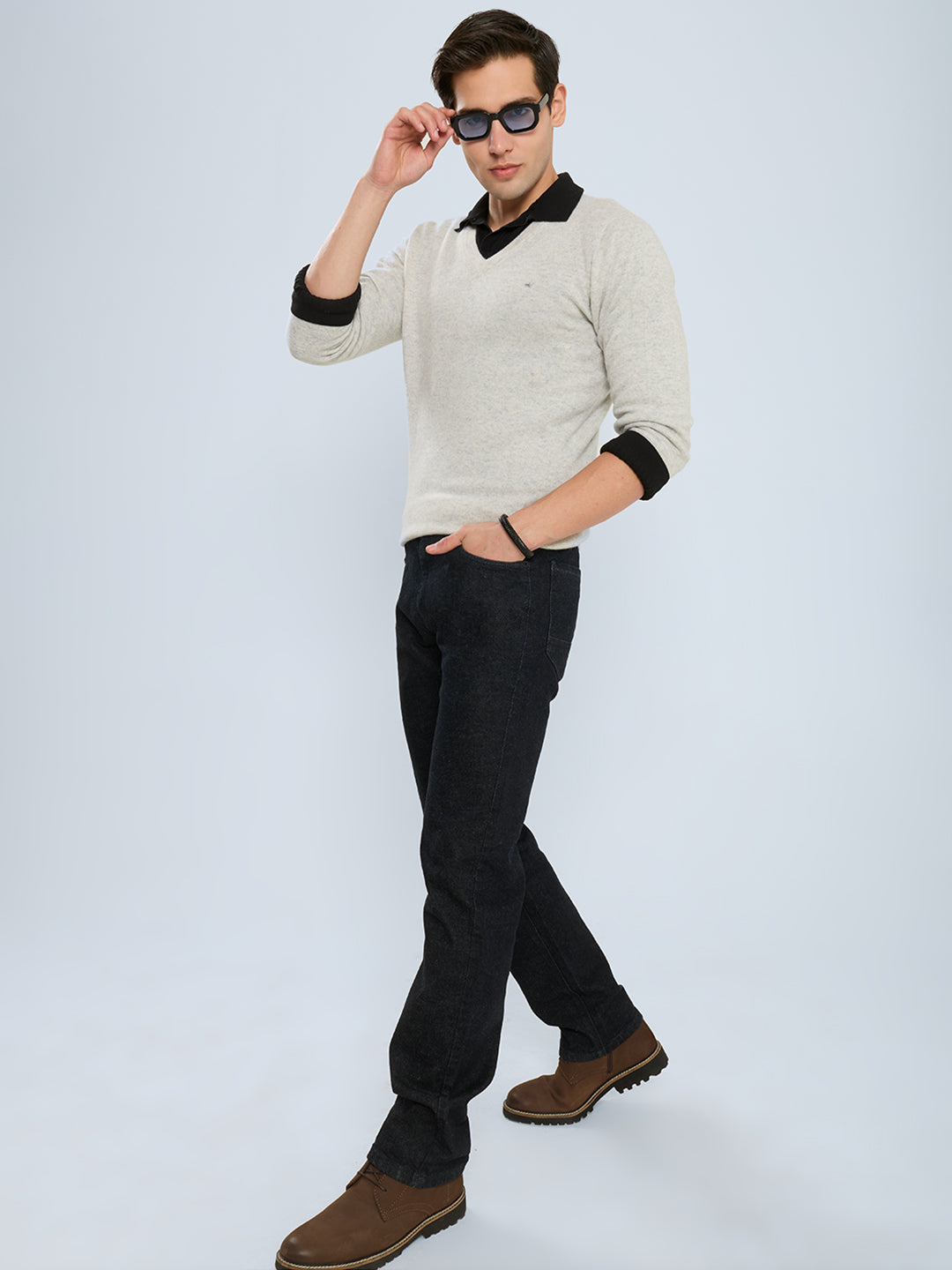 Men Grey Solid V Neck Full Sleeve Pullover