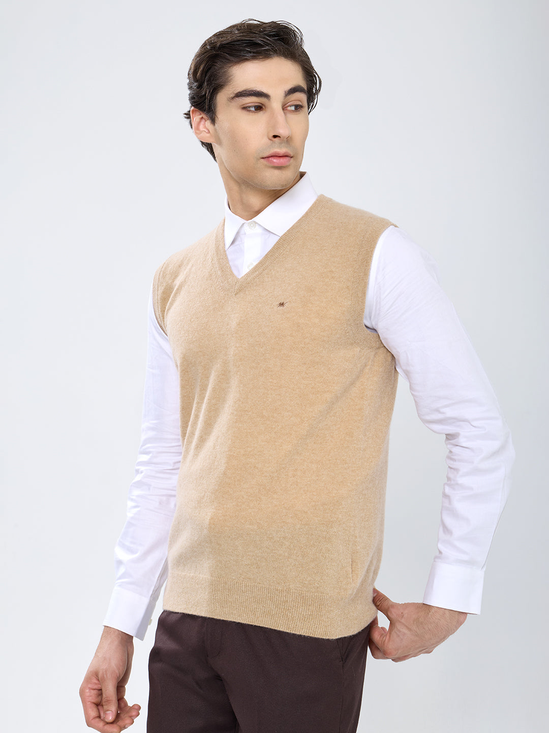Men Camel Brown Solid V Neck Sleeveless Sweater