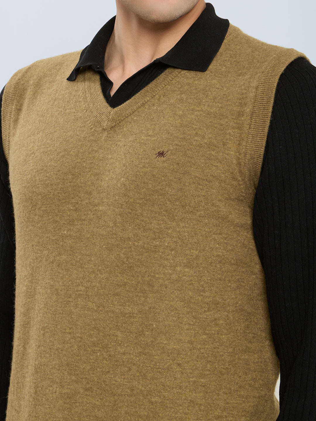 Men Khaki & Olive Solid V Neck Sleeveless Sweater
