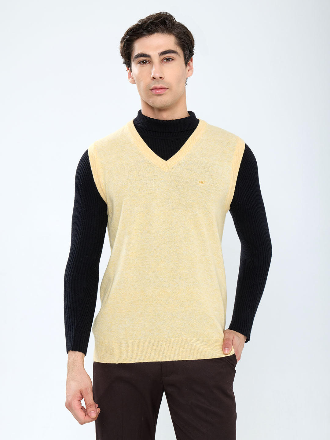 Men Yellow Solid V Neck Sleeveless Sweater